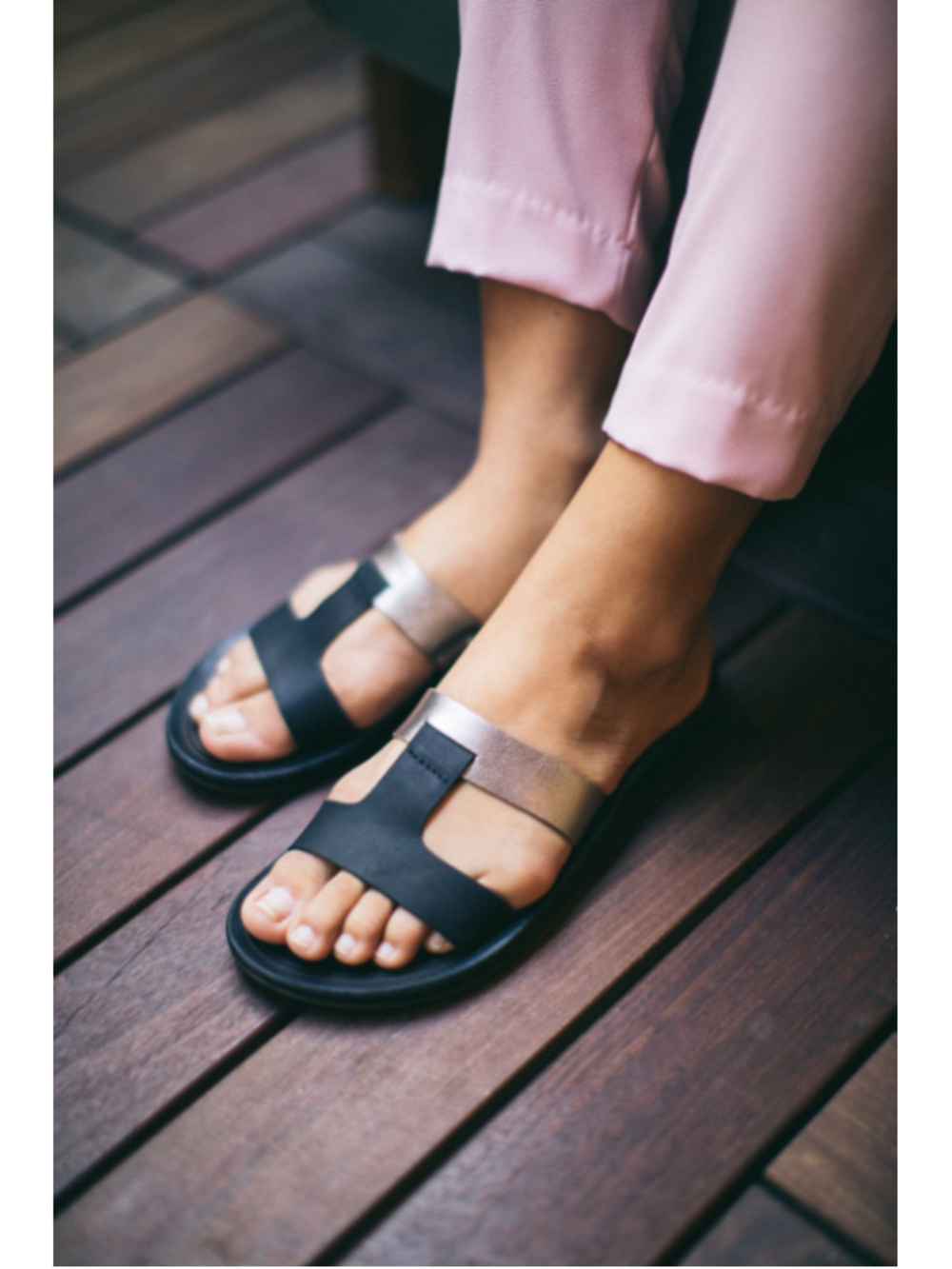 OluKai Kaekae Lile slide sandals black and silver leather women’s 8